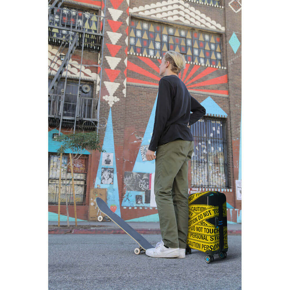 Caution_0004_SkaterGuy_PRECAUCIÓN